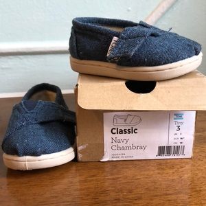 Toms shoes
